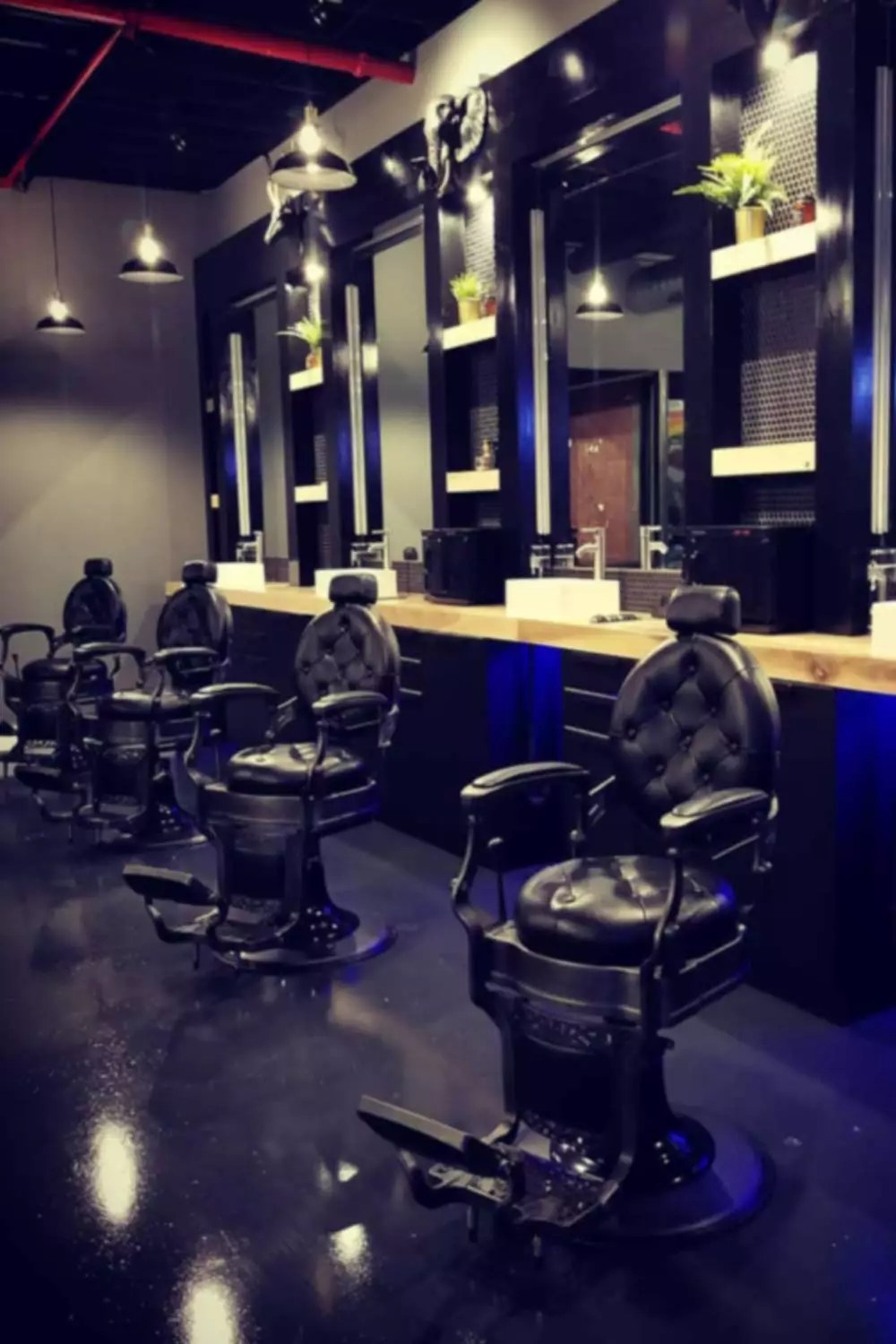 Modern classics/ Men's grooming lounge 2