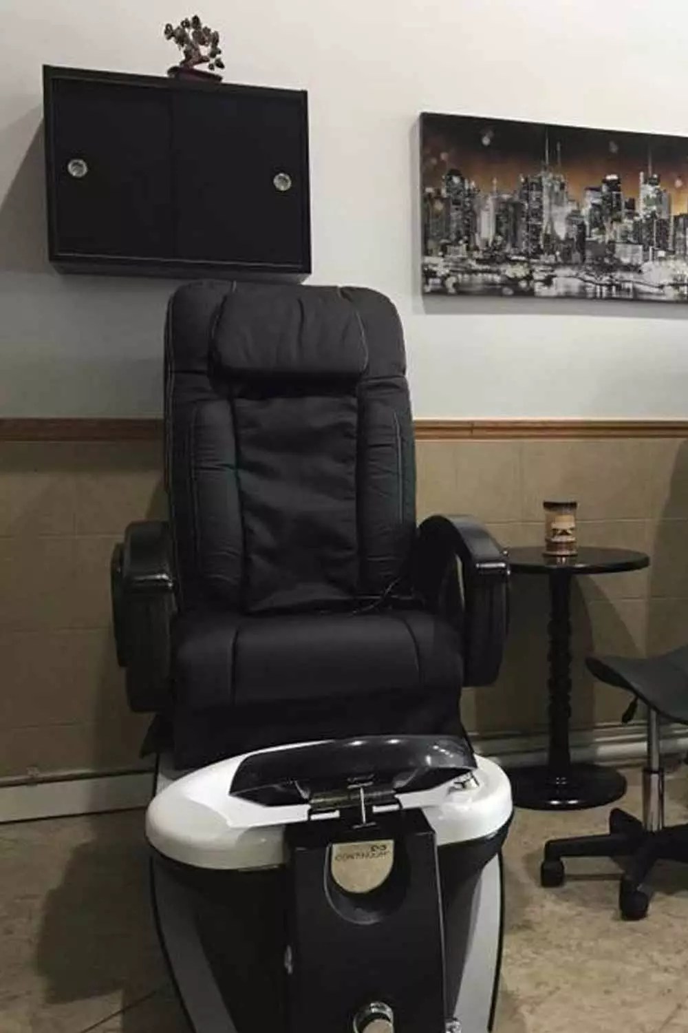 Luxury Hair Studio For Men 3