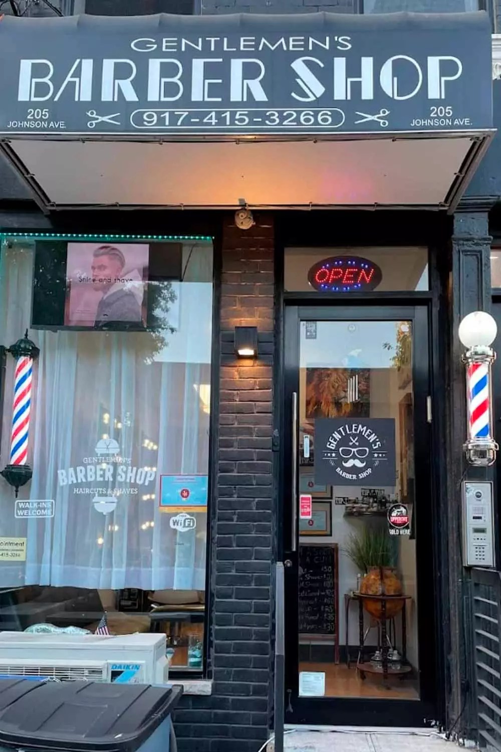 Gentlemen's Barbershop