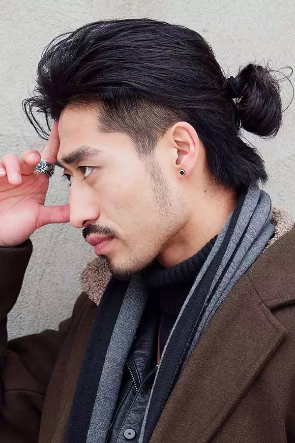 Classic Messy Samurai Hair #samuraihair #samuraibun #manbun