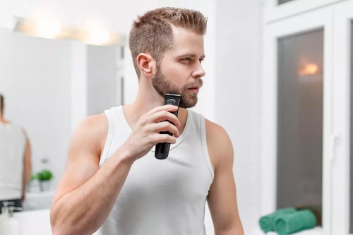 How To Trim A Beard In 7 Easy Steps: Play-By-Play Instruction To Use