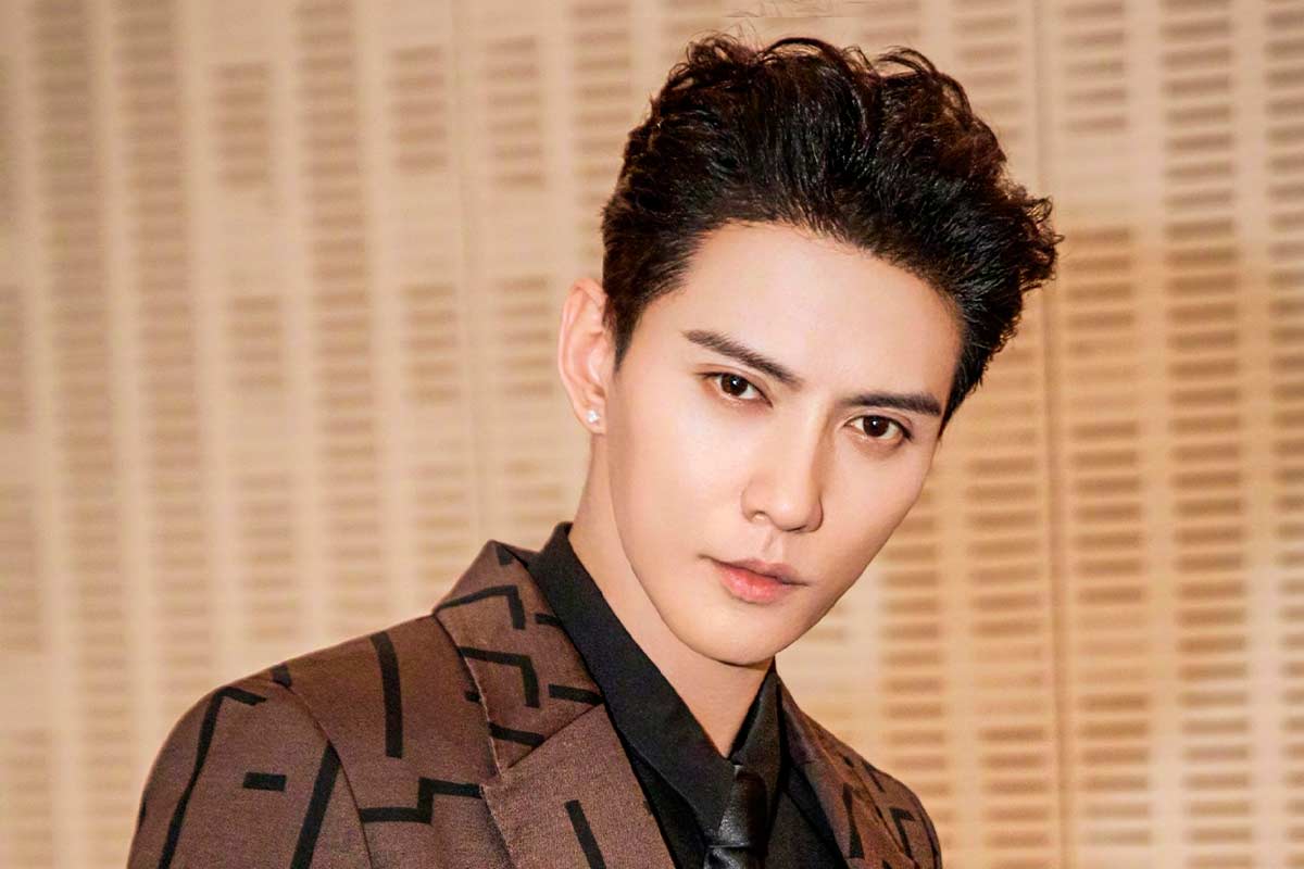 30 Korean Hairstyles For Men For a Chic Finish