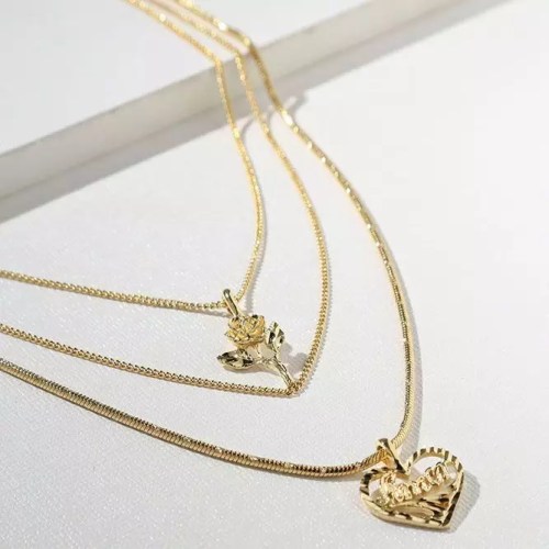 Amour Necklace #valentinesdaygifts #valentinesdaygift #giftforher